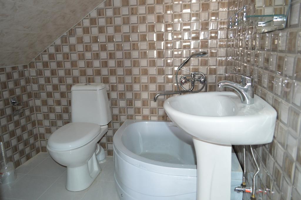 Mari Guest House Telavi Chambre photo