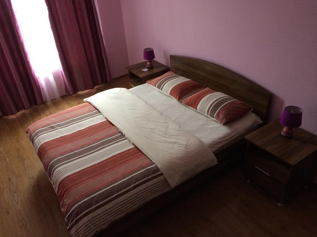 Mari Guest House Telavi Extérieur photo