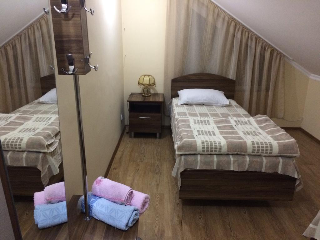 Mari Guest House Telavi Extérieur photo