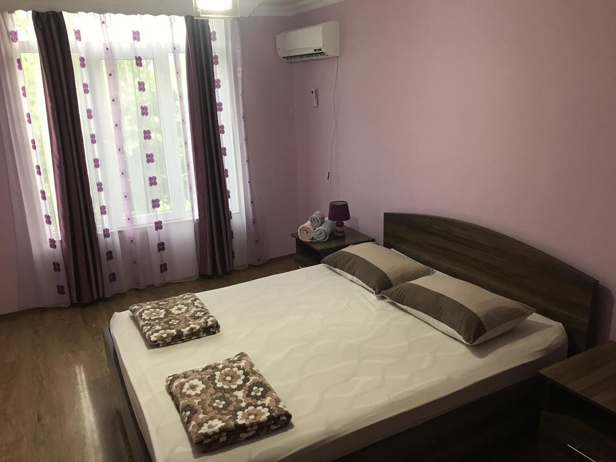 Mari Guest House Telavi Extérieur photo